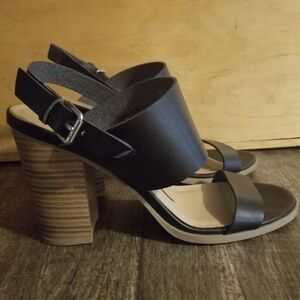 New Directions Block Heel Sandals Size 7.5